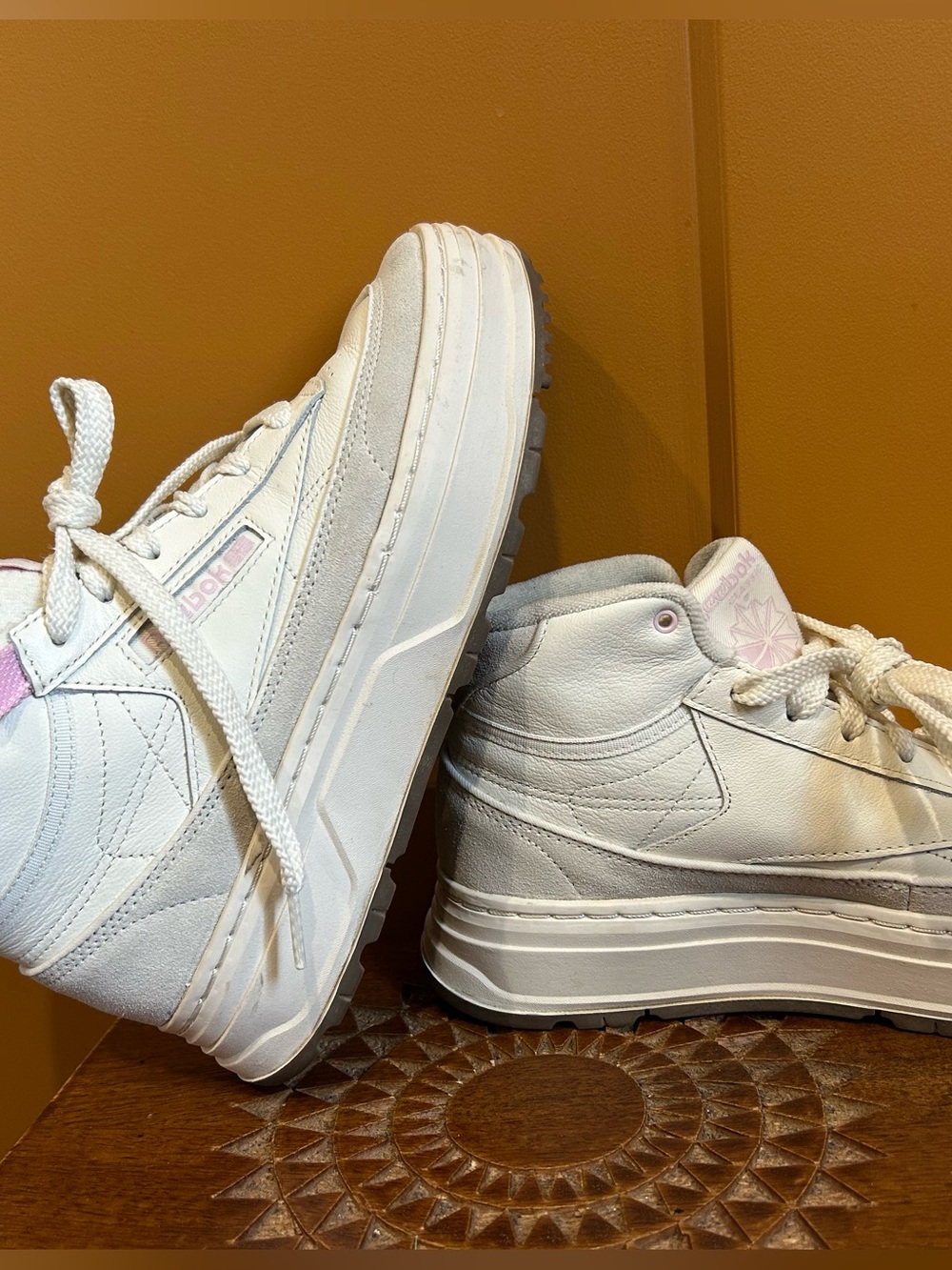 Platform Reebok